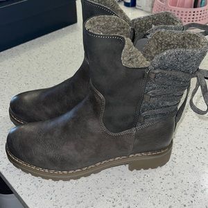 New Patrizia by Spring Step Boots
